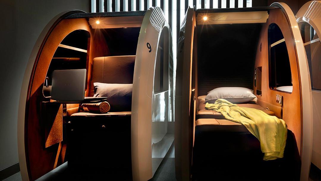 Sleep 'n Fly Sleep Lounge, A-gates Terminal 3 - Transit Only Hôtel capsule *